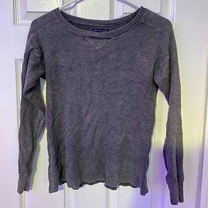 Long sleeve sweater from American Eagle 🦅